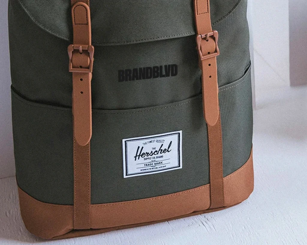 brand-collab-herschel_webp_6022026147d4226259883f25cef3d930