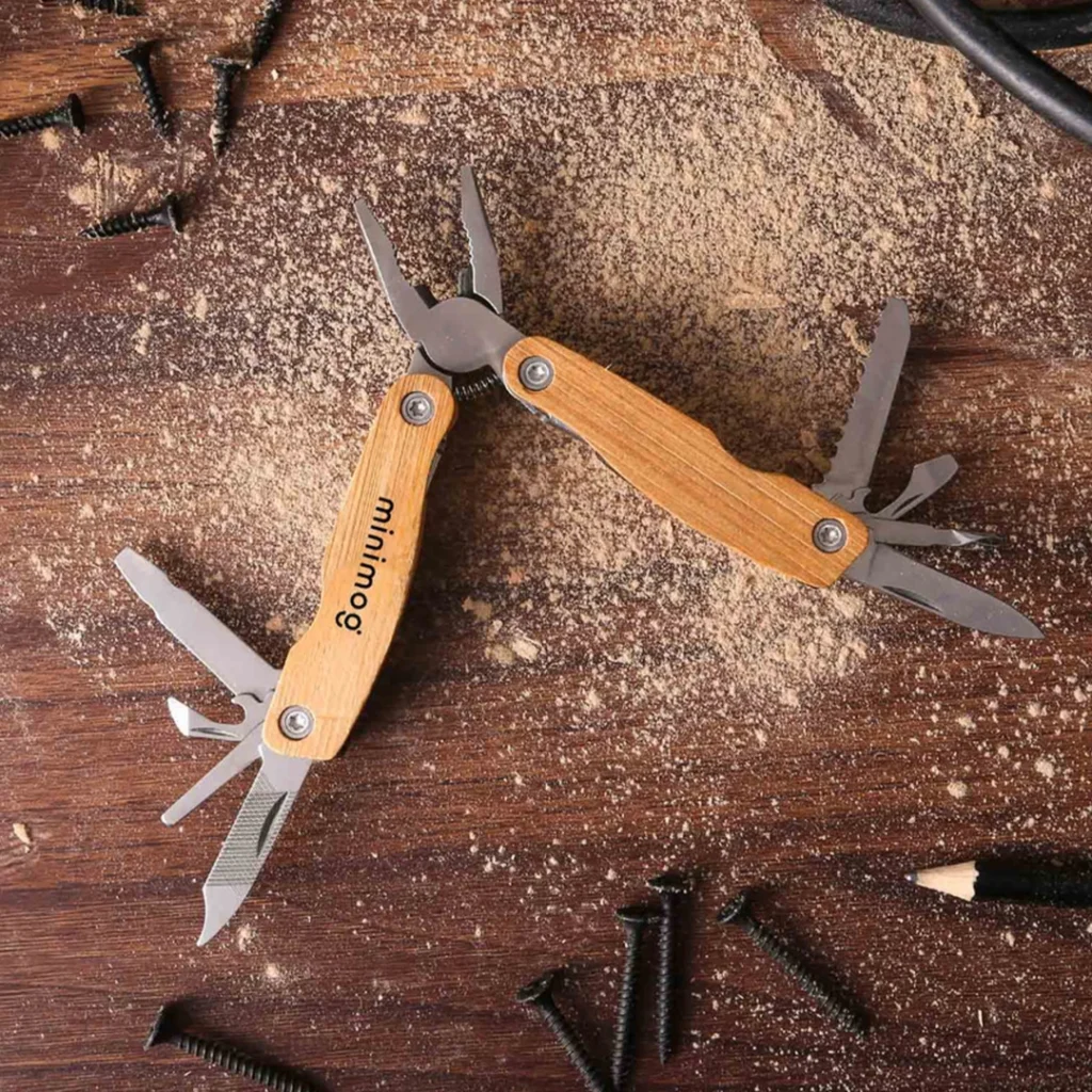 branded-equipment-tools-multi-tool-safety-manufacturing-industrial_webp_6022026147d4226259883f25cef3d930