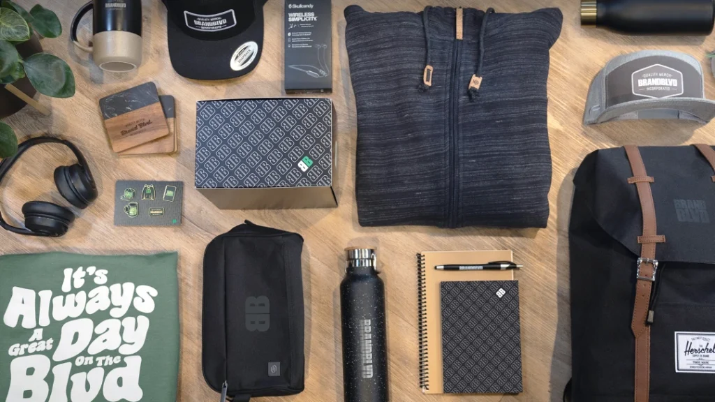 top-unique-branding-ideas-brand-strategy-awareness-promotional-products-giveaways-creative-merch-swag-kits_webp_732063421d09835b4052c04bcdc09521